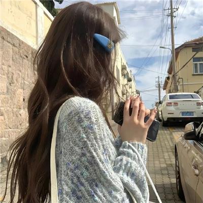 飞碟入侵地球